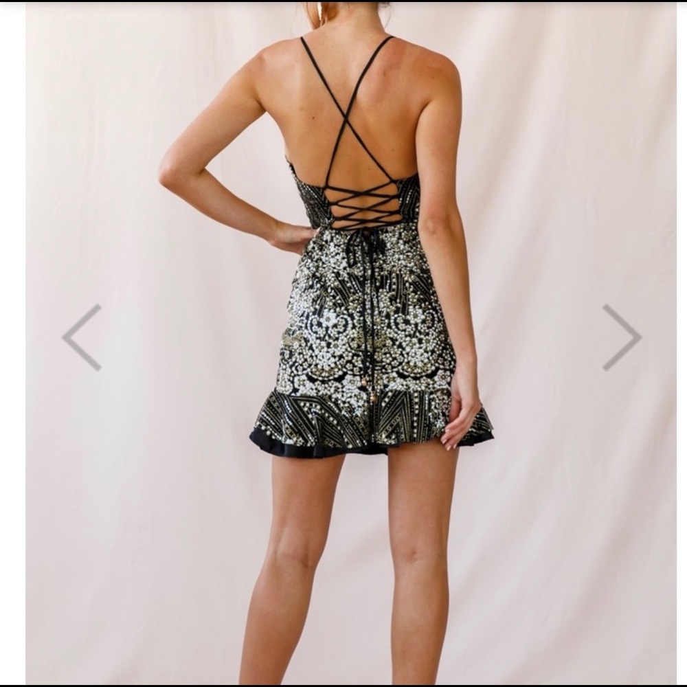 Dress - Picture 2 of 3